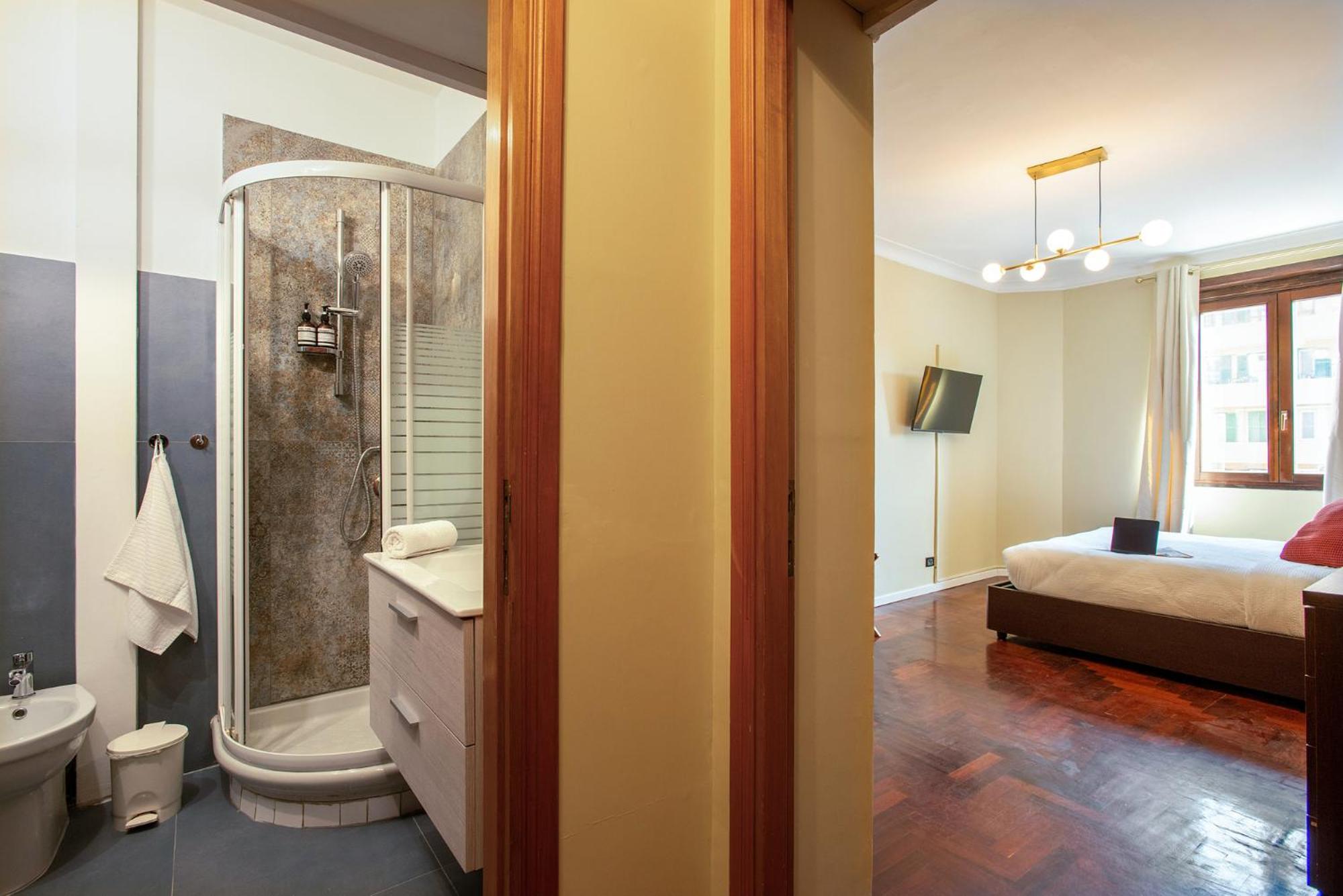 Elegant 1bdr Front The Subway Furio Camillo Apartment Rom