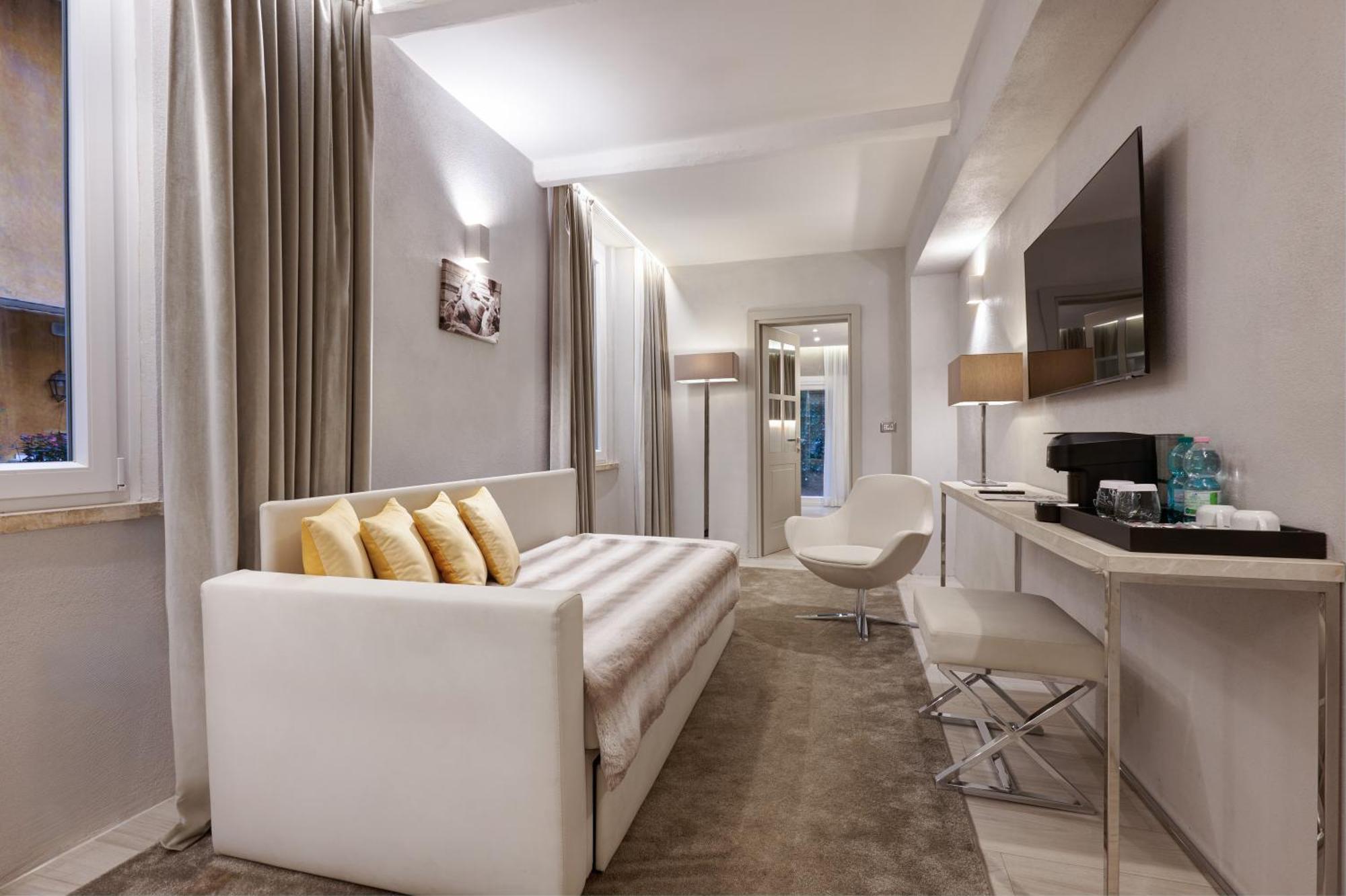 Terrace Pantheon Relais Hotel 4*