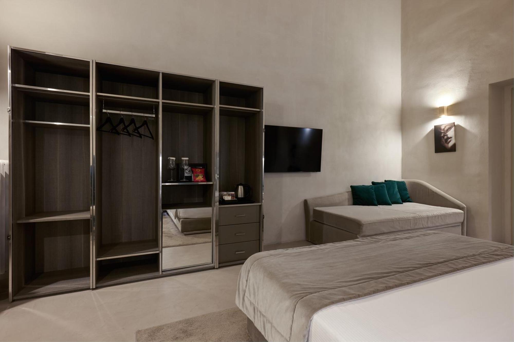 Terrace Pantheon Relais 4*