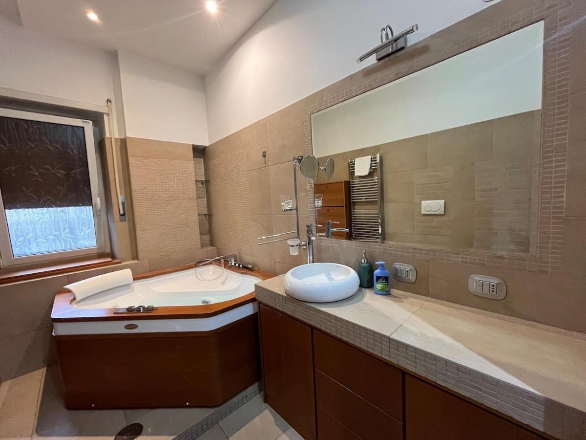 Appartamento Charm & Relax Jacuzzi Roma-gemelli Roma