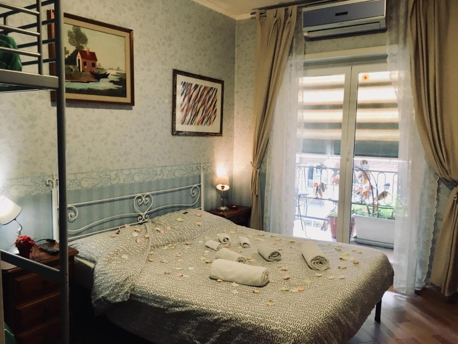 A Casa Di Simone Acomodação com café da manhã  Roma