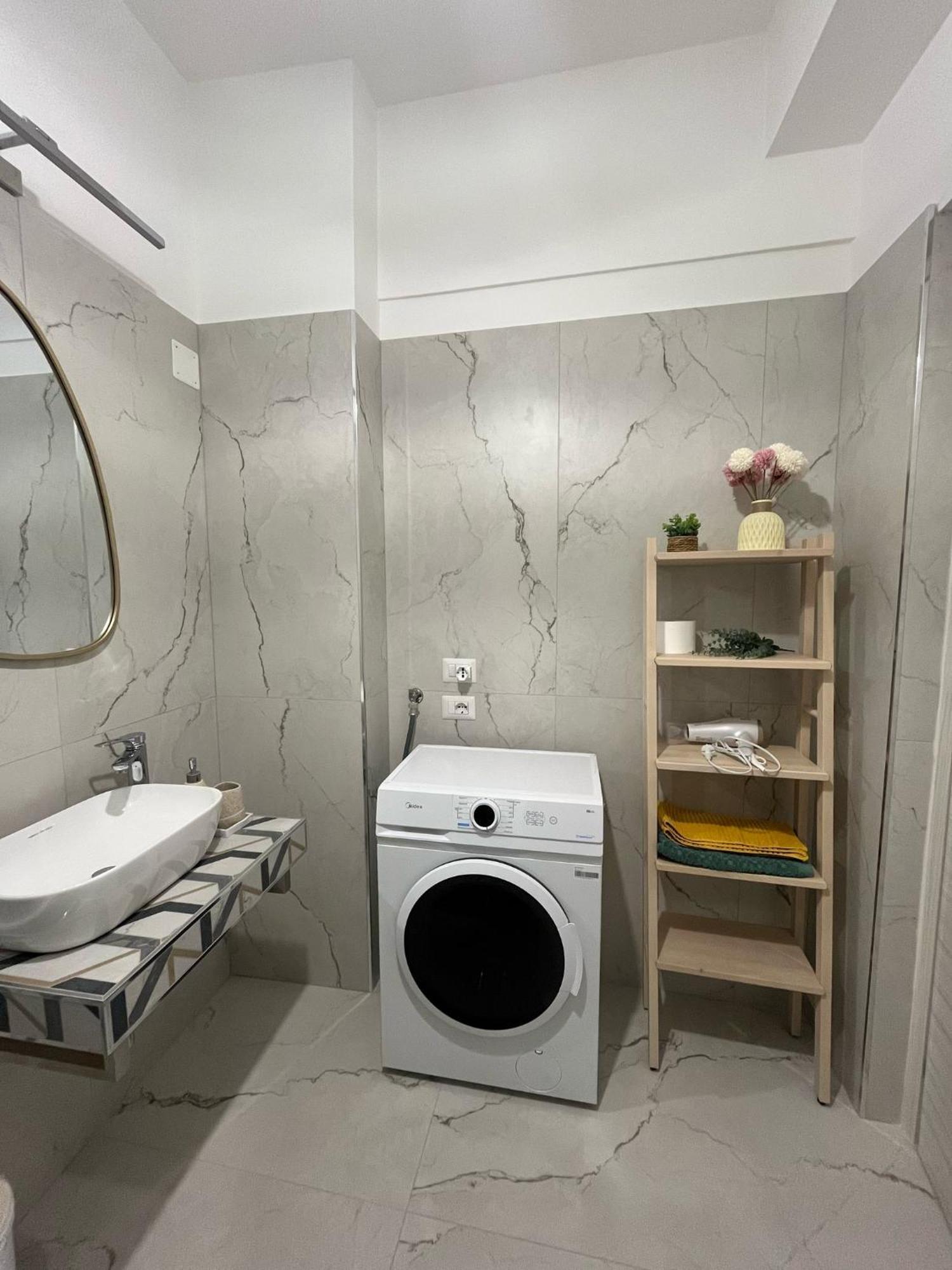 Sunny's - 8min From Colosseum Apartamento Roma