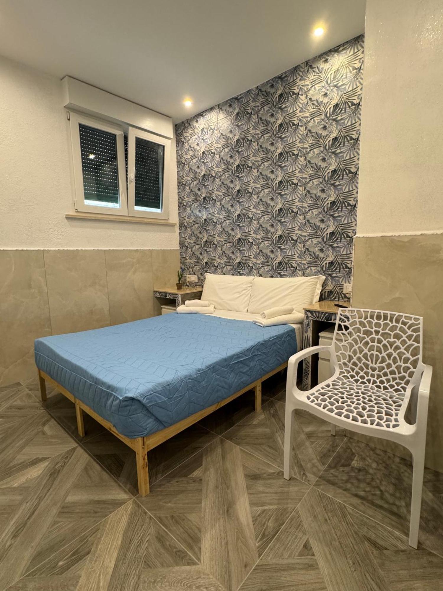 Bed & Breakfast Luxor Eco Casa E Per Vacanze In Centro Piazza Bologna, Colosseo, Piazza Di Spagna, Vaticano, San Pietro, Sapienza, Fontana Di Trevi, Piazza Navona, Trastevere, Tiburtina, Termini, Aeroporto Roma