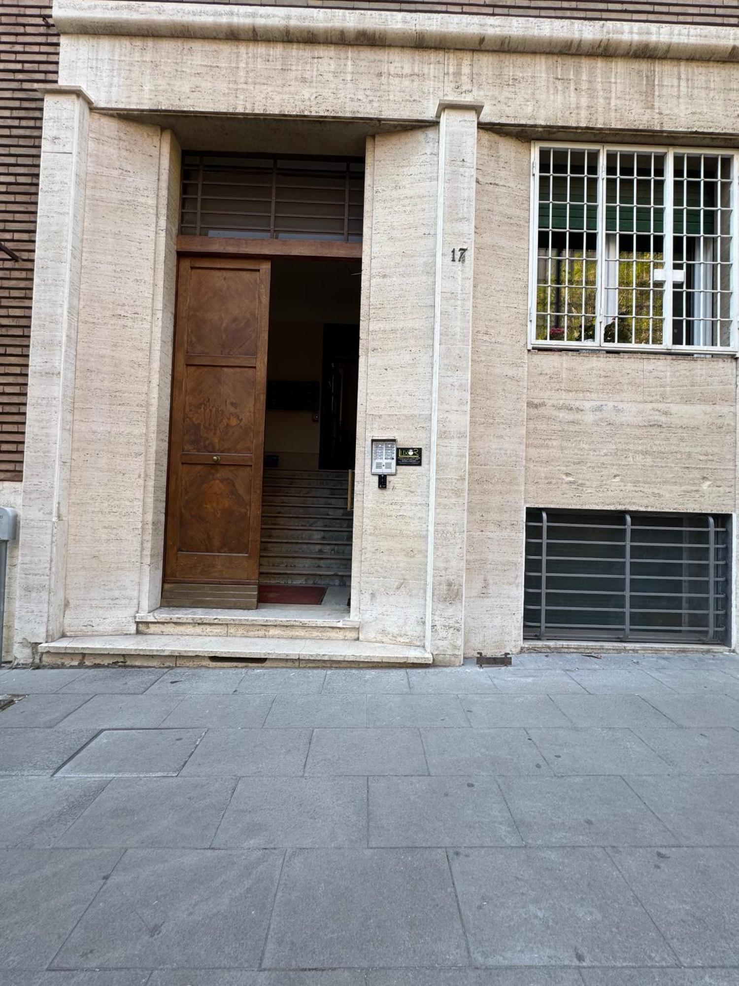 Luxor Eco Casa E Per Vacanze In Centro Piazza Bologna, Colosseo, Piazza Di Spagna, Vaticano, San Pietro, Sapienza, Fontana Di Trevi, Piazza Navona, Trastevere, Tiburtina, Termini, Aeroporto Bed & Breakfast 2*