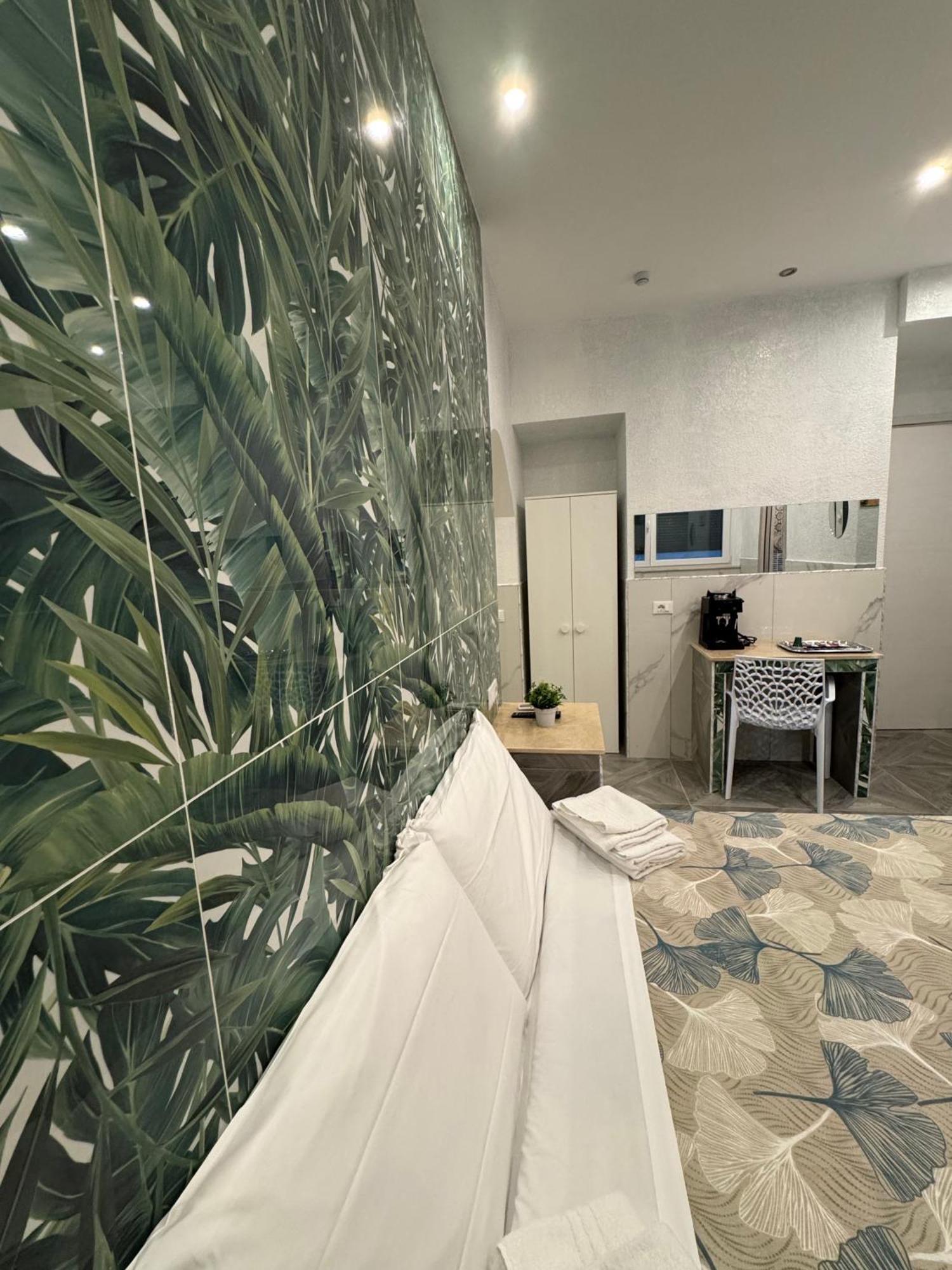 Bed & Breakfast Luxor Eco Casa E Per Vacanze In Centro Piazza Bologna, Colosseo, Piazza Di Spagna, Vaticano, San Pietro, Sapienza, Fontana Di Trevi, Piazza Navona, Trastevere, Tiburtina, Termini, Aeroporto