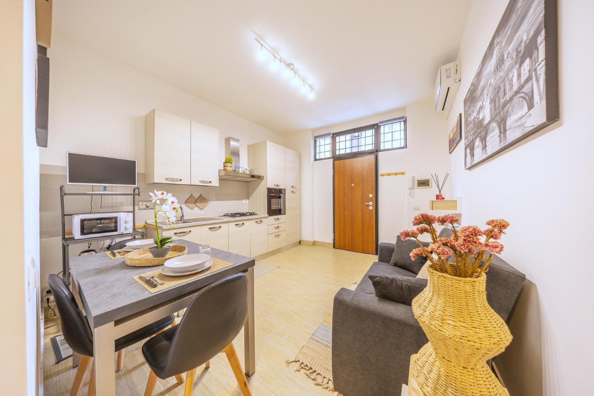 Apartment Bilocale Indipendente Con Terrazzo Esclusivo A Due Passi Dalla Metro Di Roma *