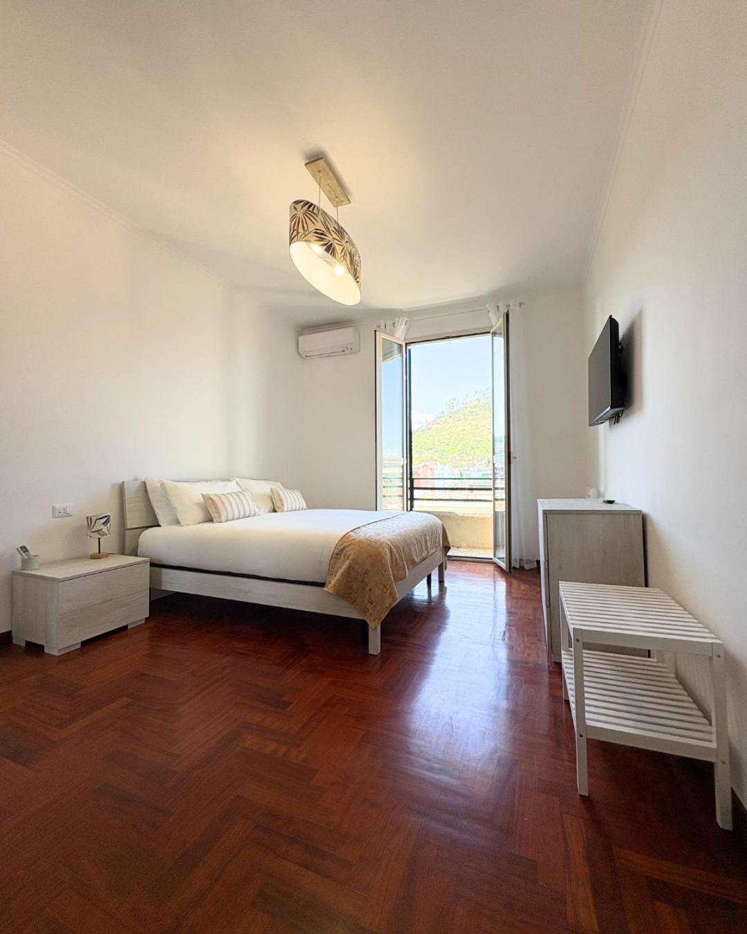Casa Alice Near Vatican - Modern, High Floor With View Leilighet *