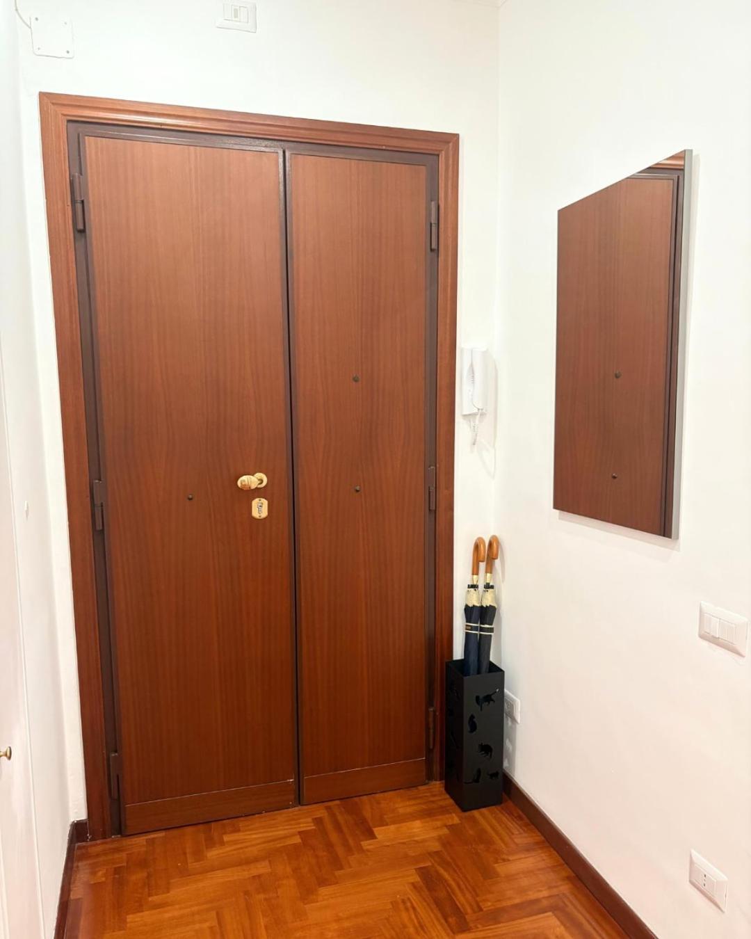 Casa Alice Near Vatican - Modern, High Floor With View Leilighet Roma