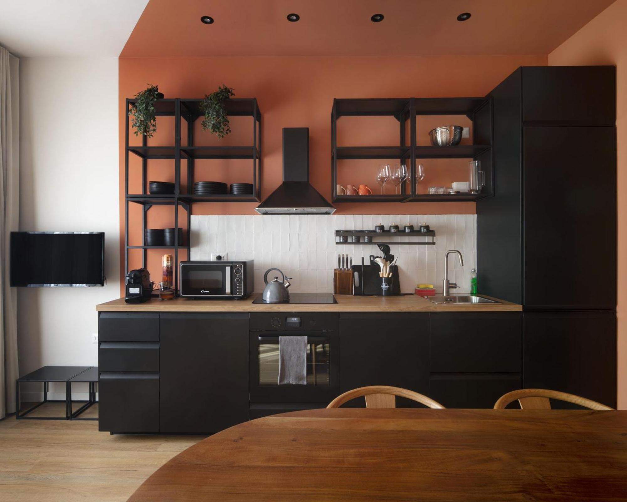 Yellowsquare Albergue