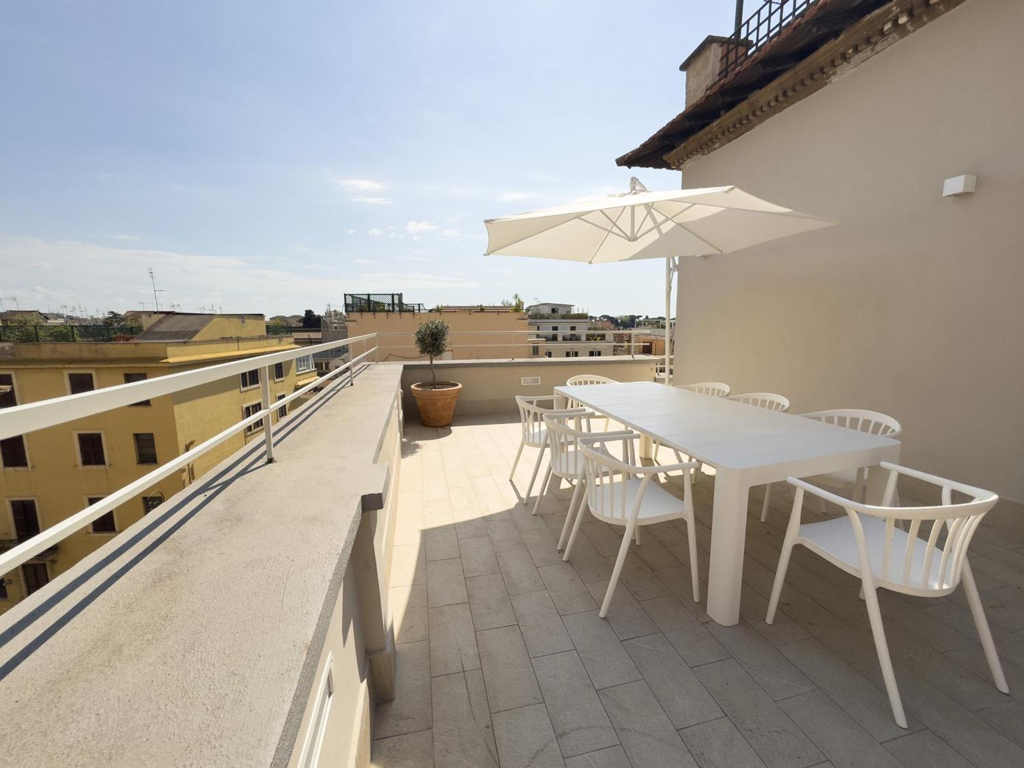 Attico Colosseo, Terrazza Da Sogno, Vista Unica Roma