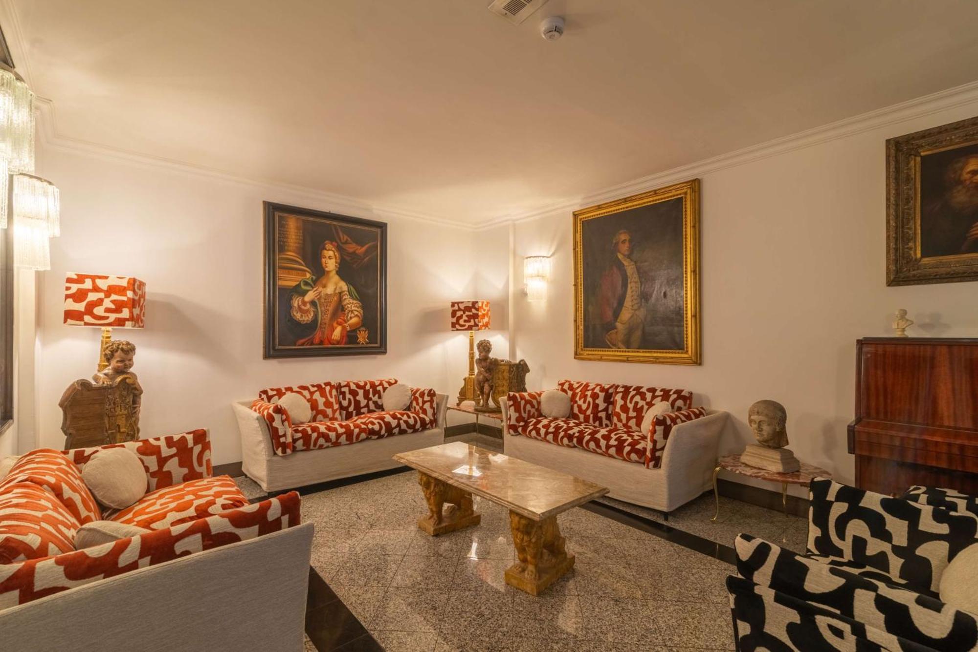Western Rivoli Hotell