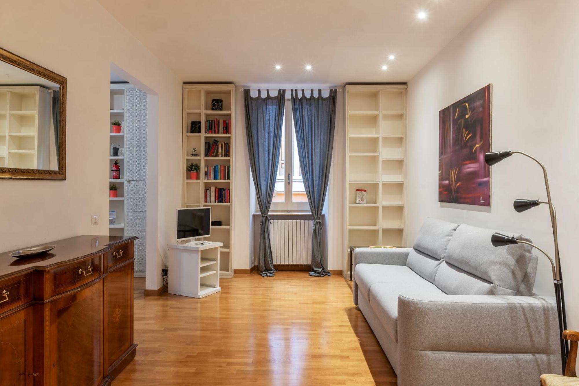 Appartamento With Terrace Near Piazza Navona *