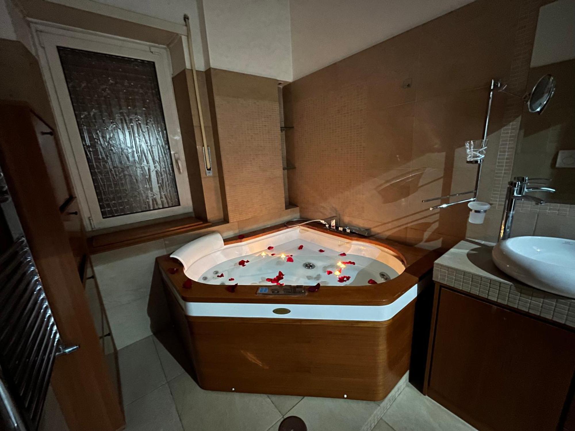 Charm & Relax Jacuzzi Roma-gemelli * Roma
