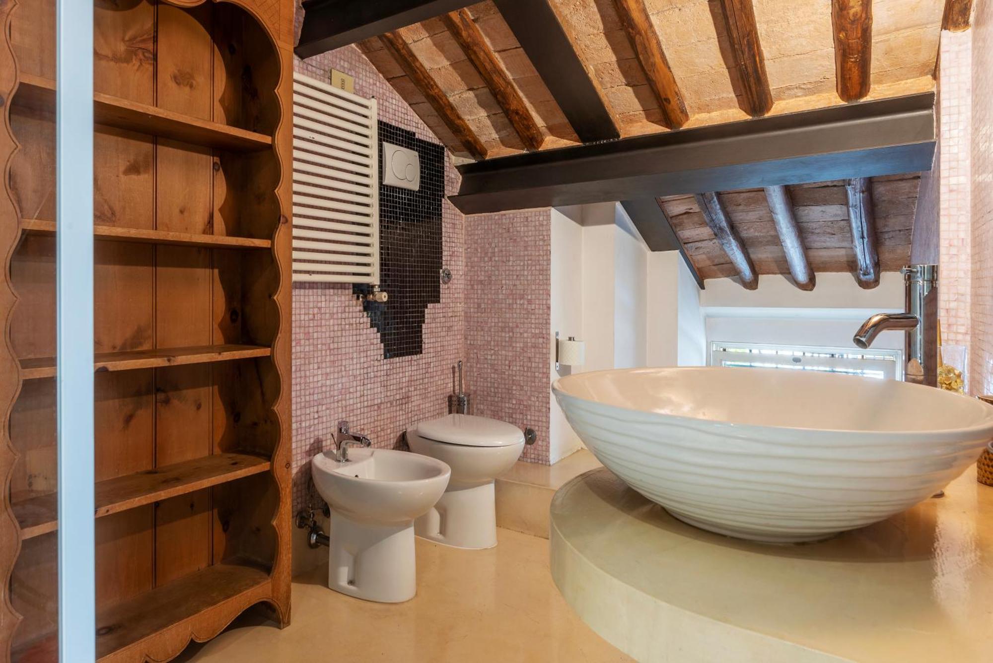 Alloggio in famiglia White With Bathroom And Shared Terrace *