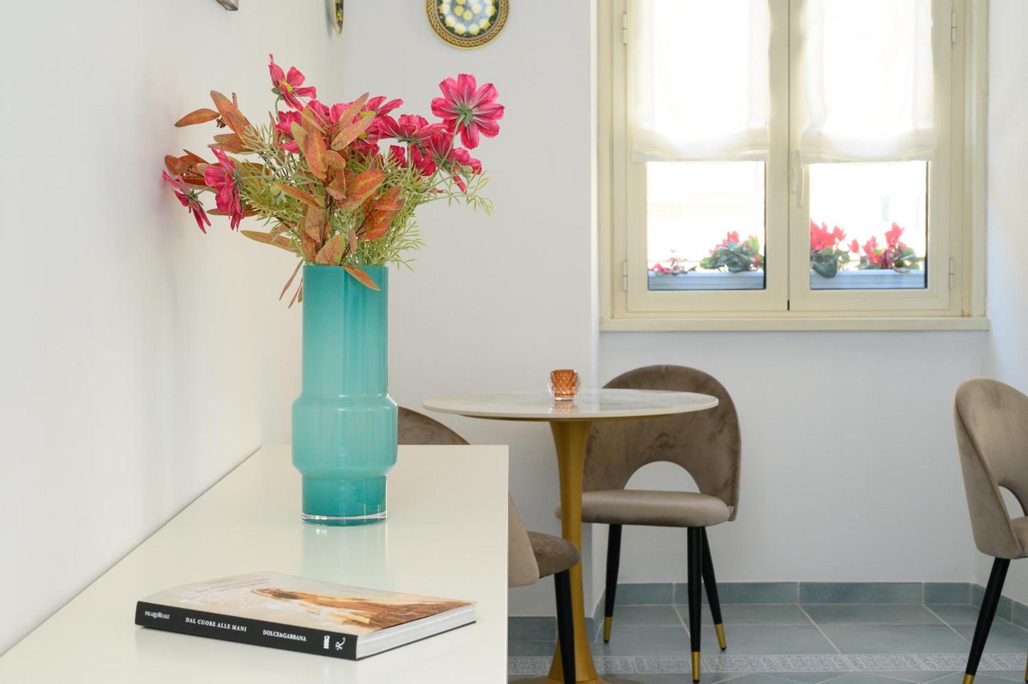 Magnoliahome At The Vatican Guest house