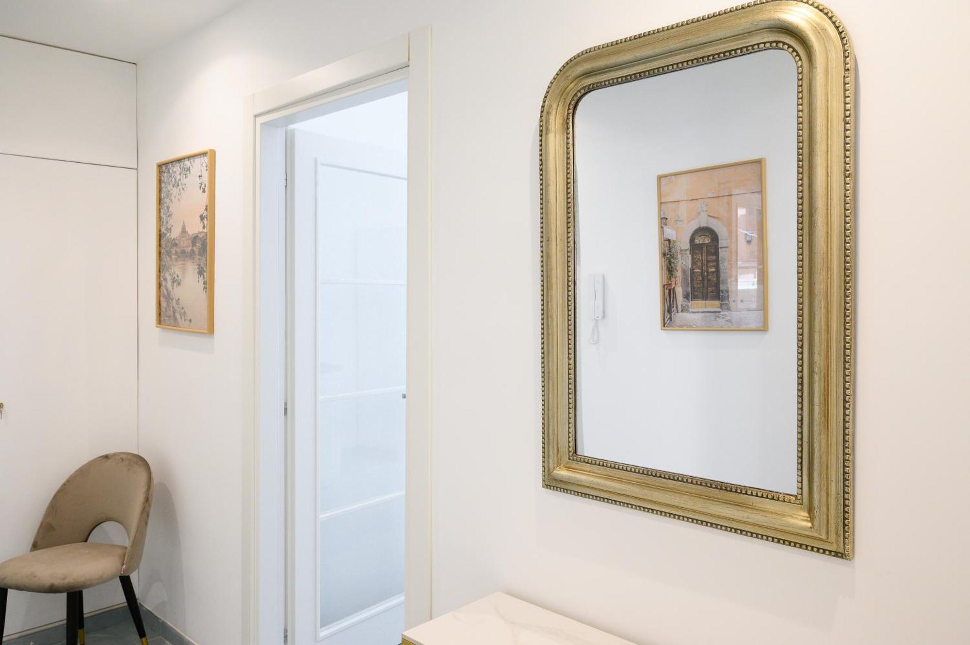 Magnoliahome At The Vatican Guest house