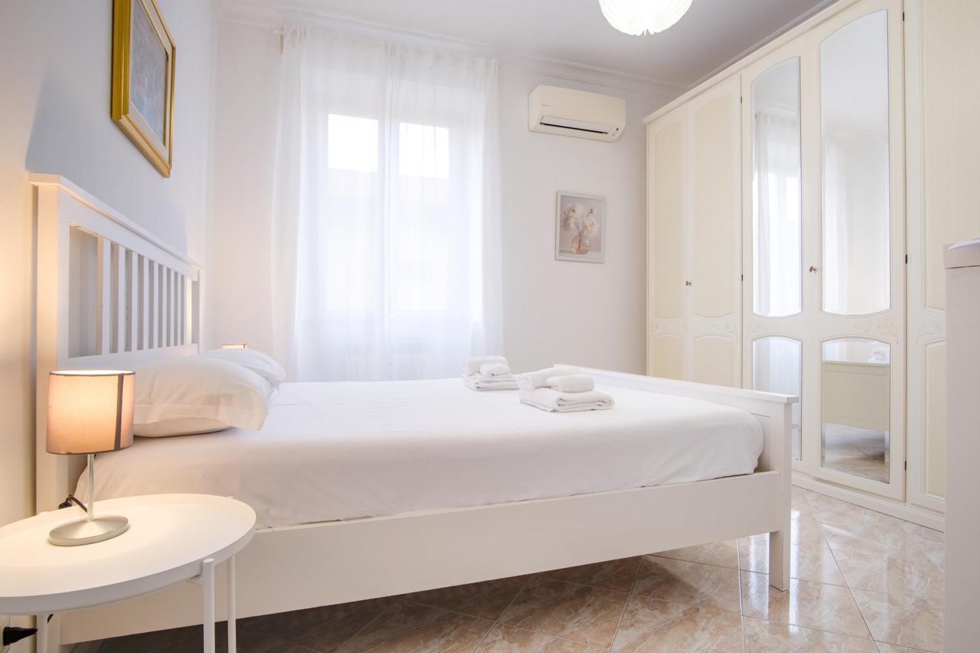 Appartamento Elegantis Labicana - Few Steps From The Colosseum Roma
