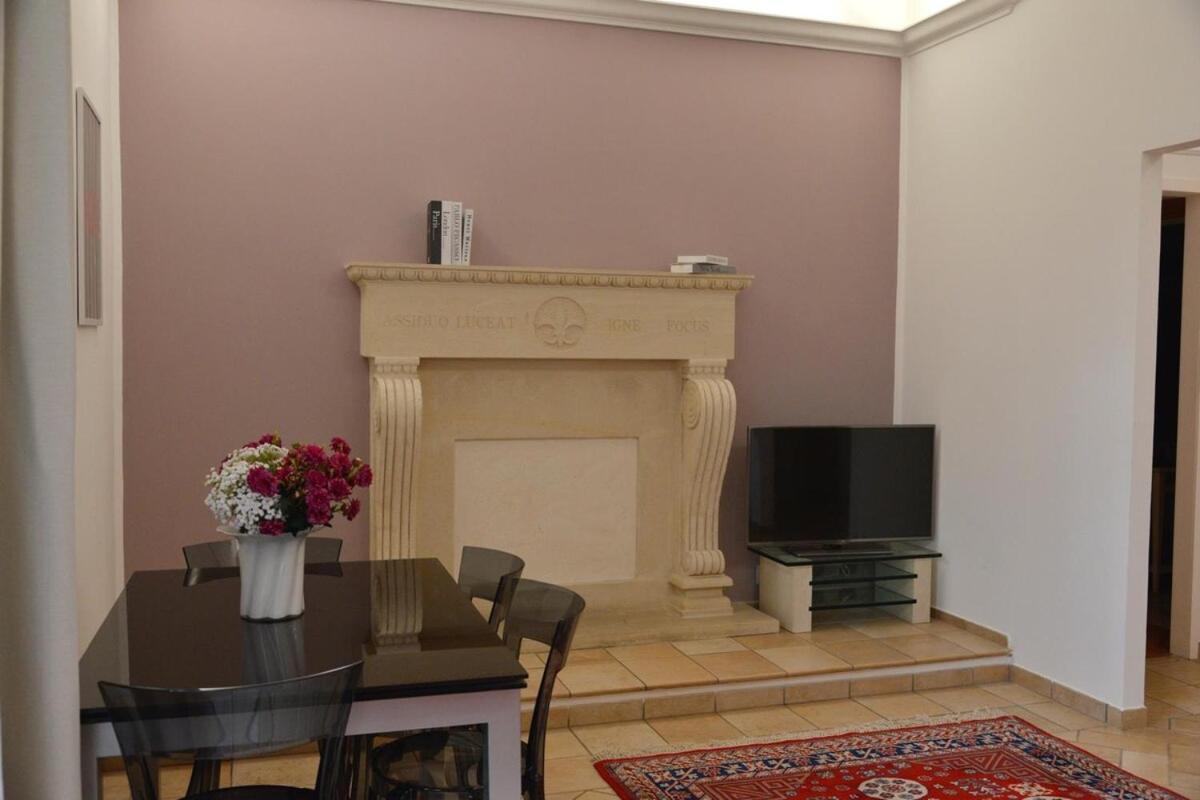 Apartment Casa Iulia - Raffinata Dimora Nel Cuore Di