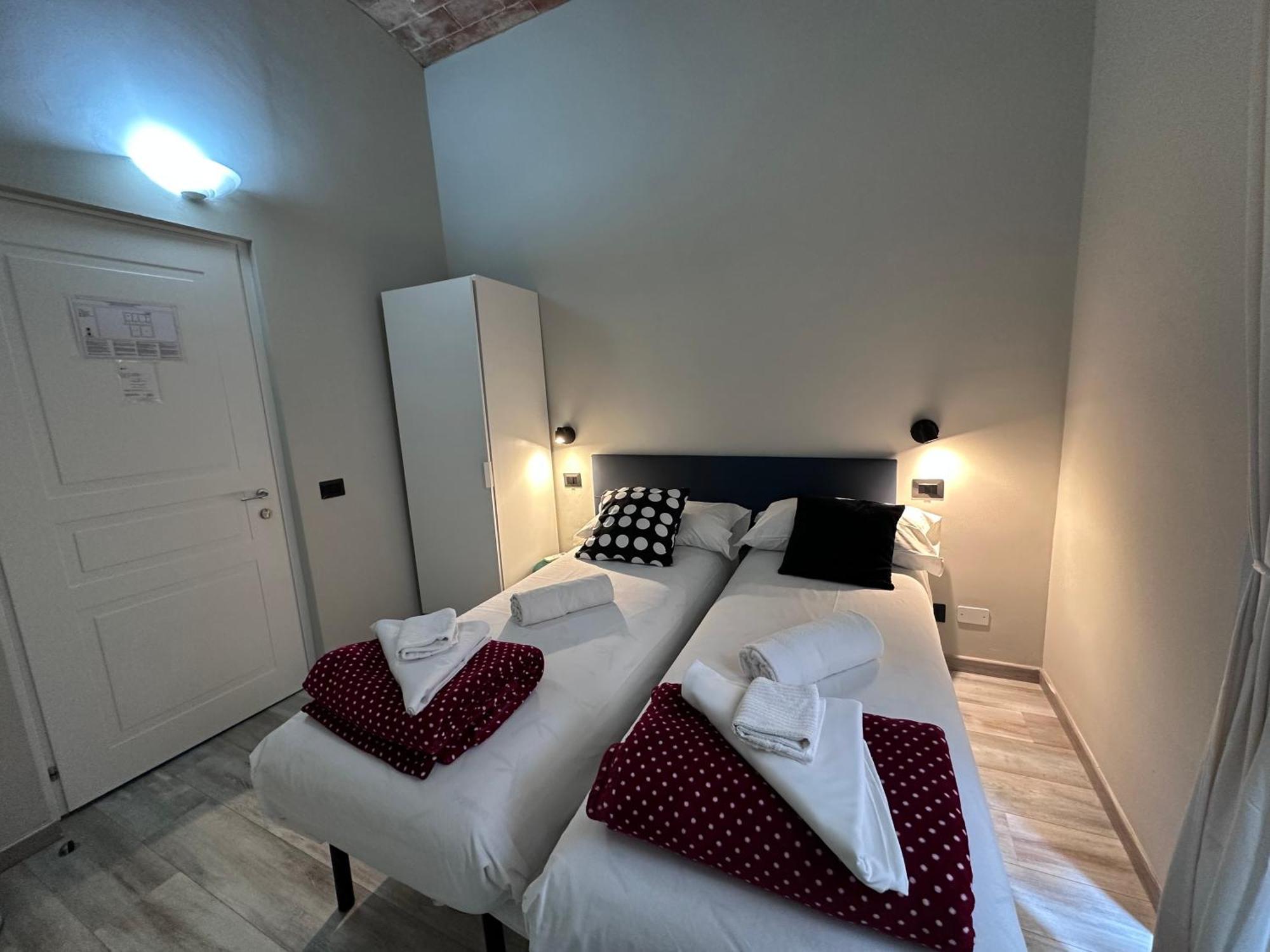 Român Holidays Albergue