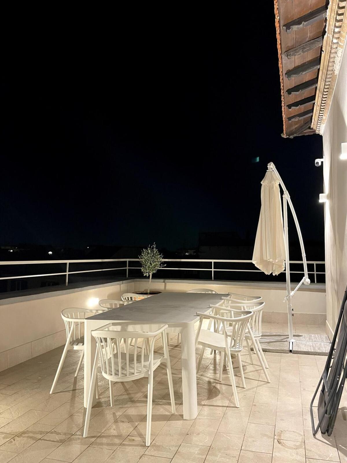 Appartamento Attico Colosseo, Terrazza Da Sogno, Vista Unica *