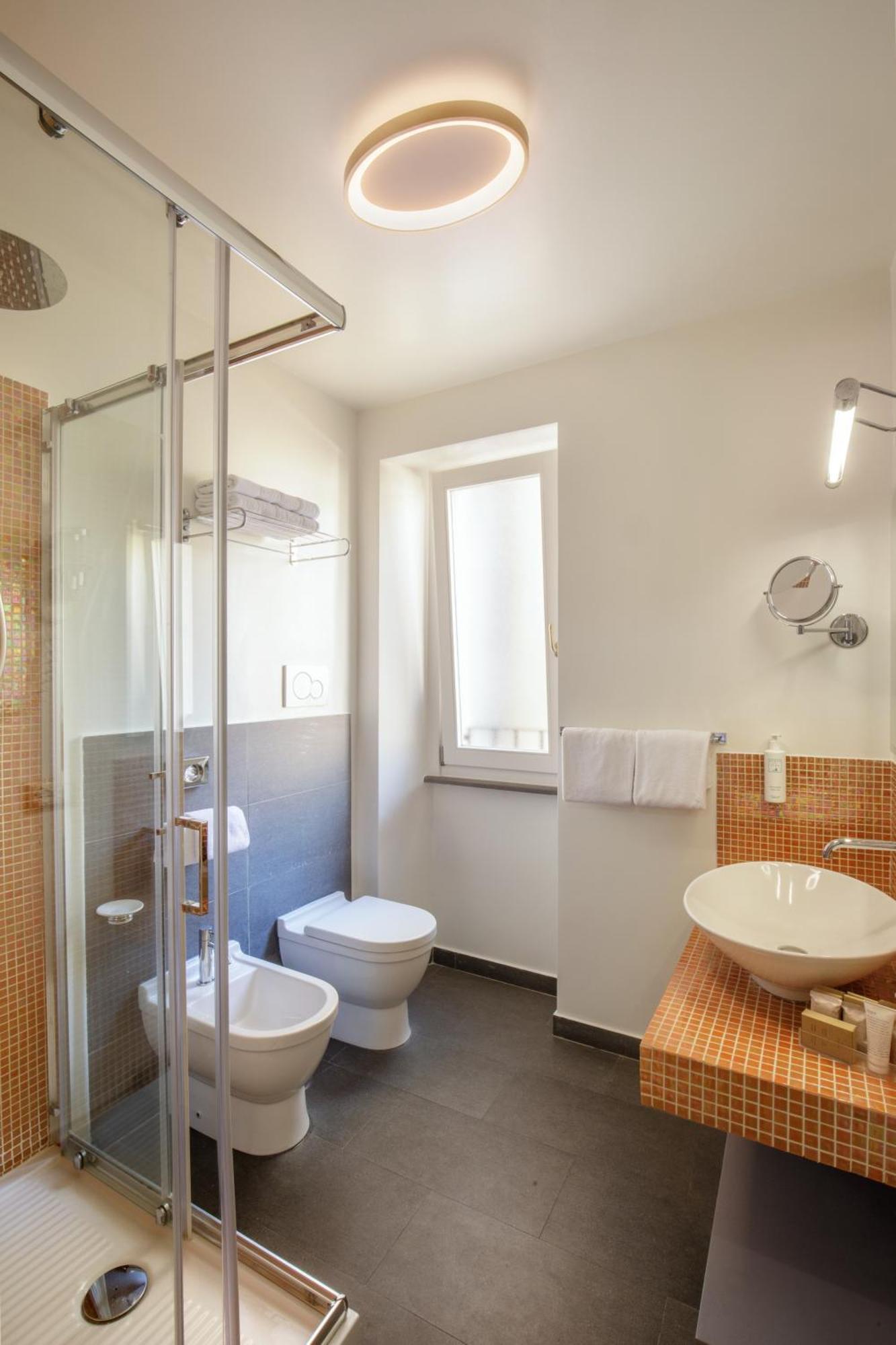 Vivaldi Luxury