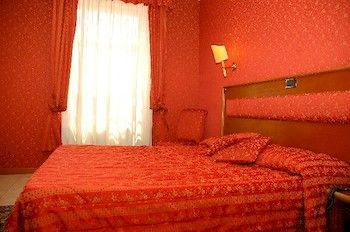 Shasa Hotell