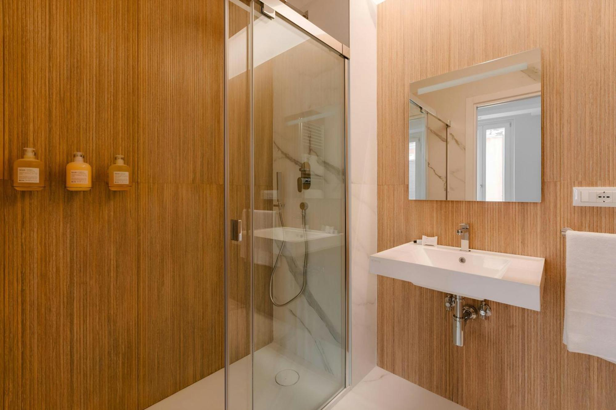 Sonder By Marriott Bonvoy Antinoo Piazza Del Parlamento Apart-hotel *