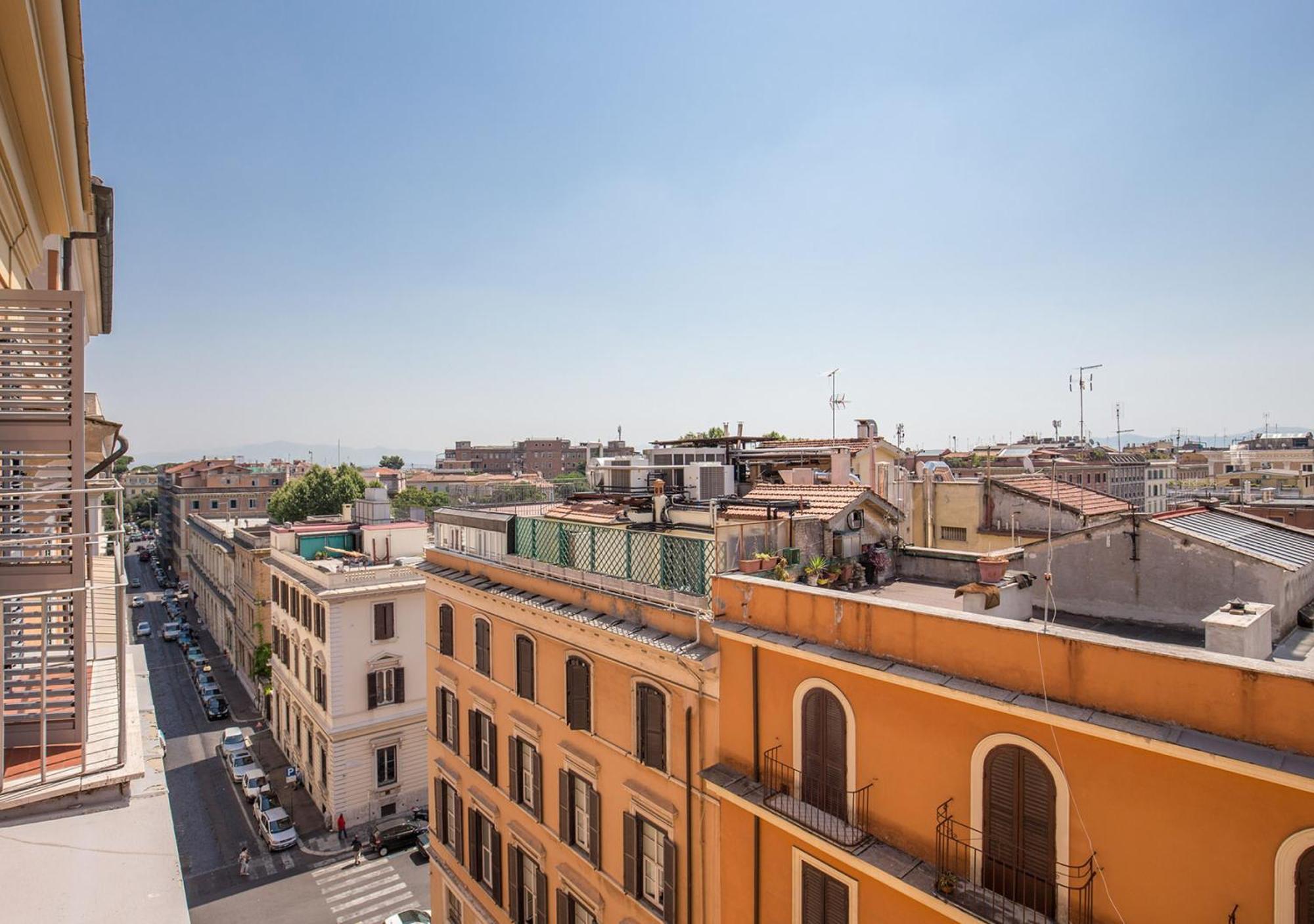 Guest house Bon Ton Design By Dot Rome