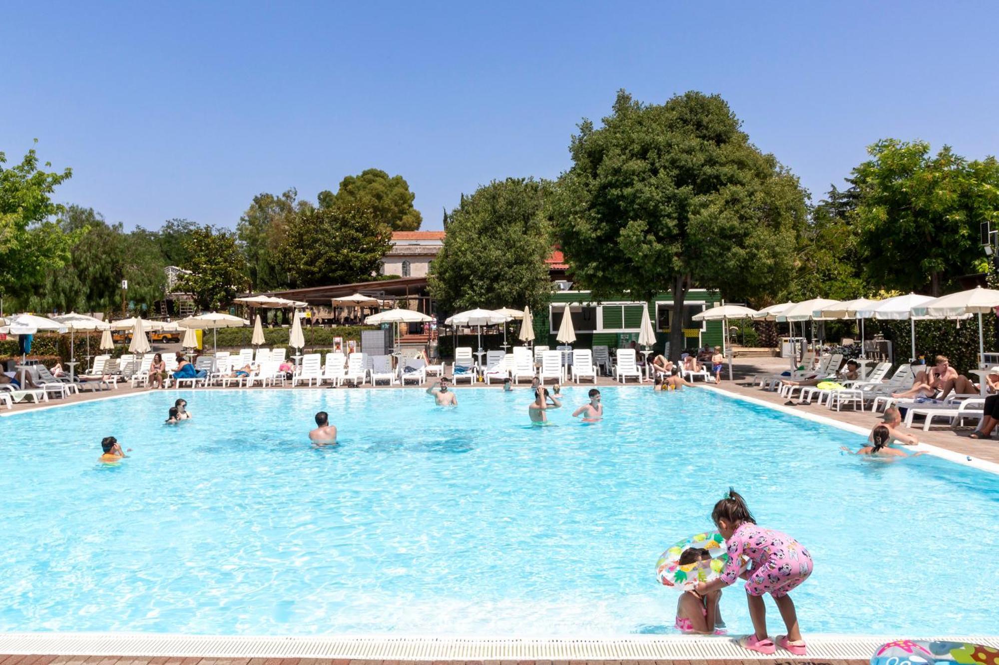 Holiday park Hu In Town