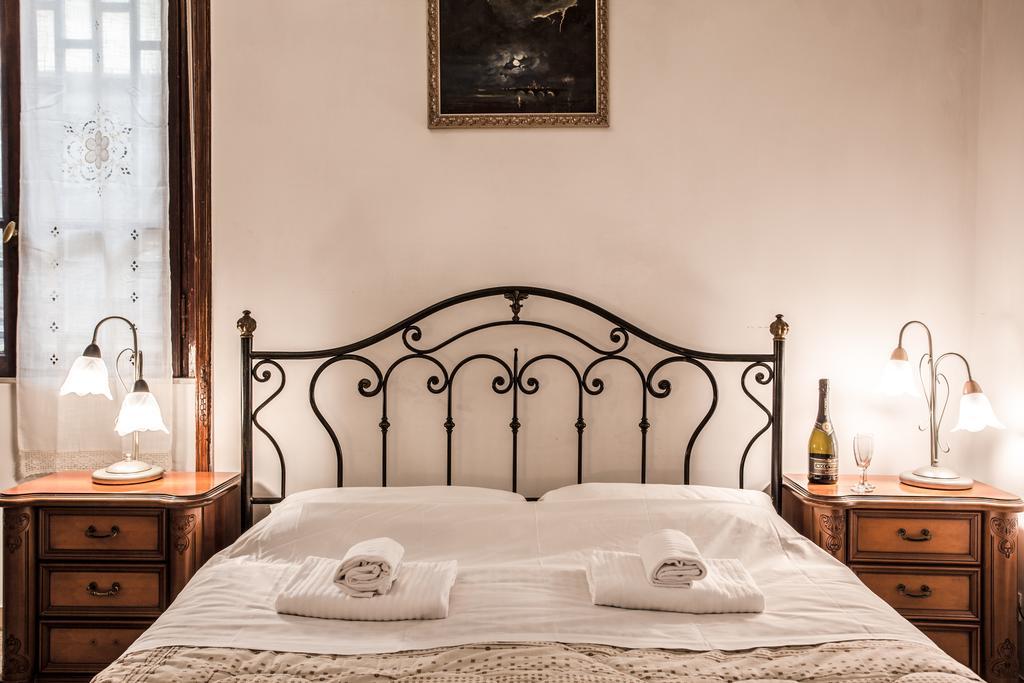 Bed and breakfast Residenza Ave 4*