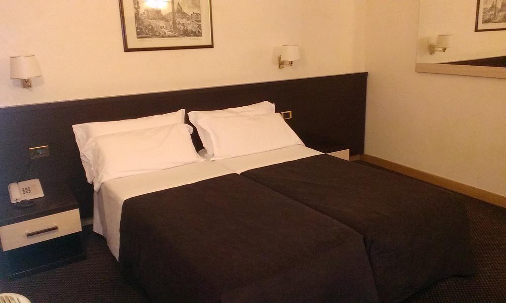 Hotell Tritone