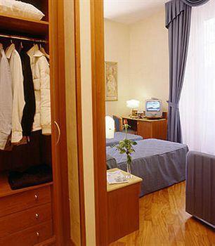 69 Manin Street 3* Rom