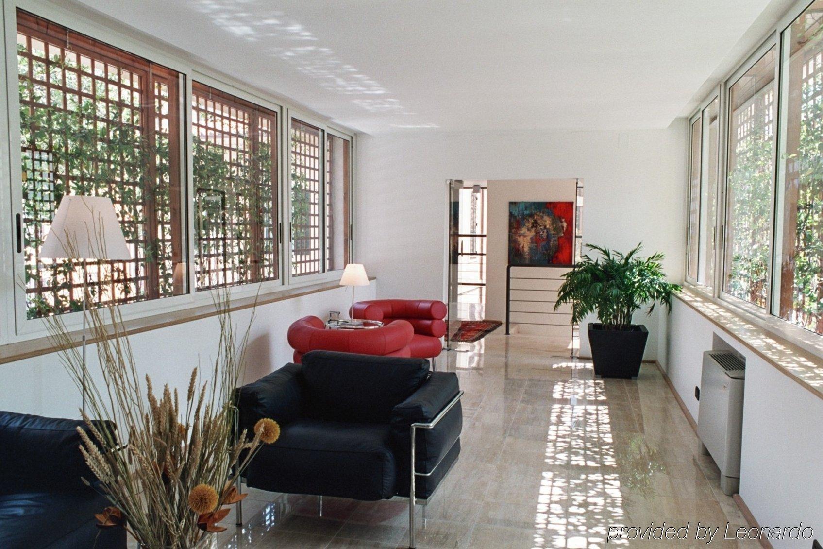 Western Ars Hotel 4*