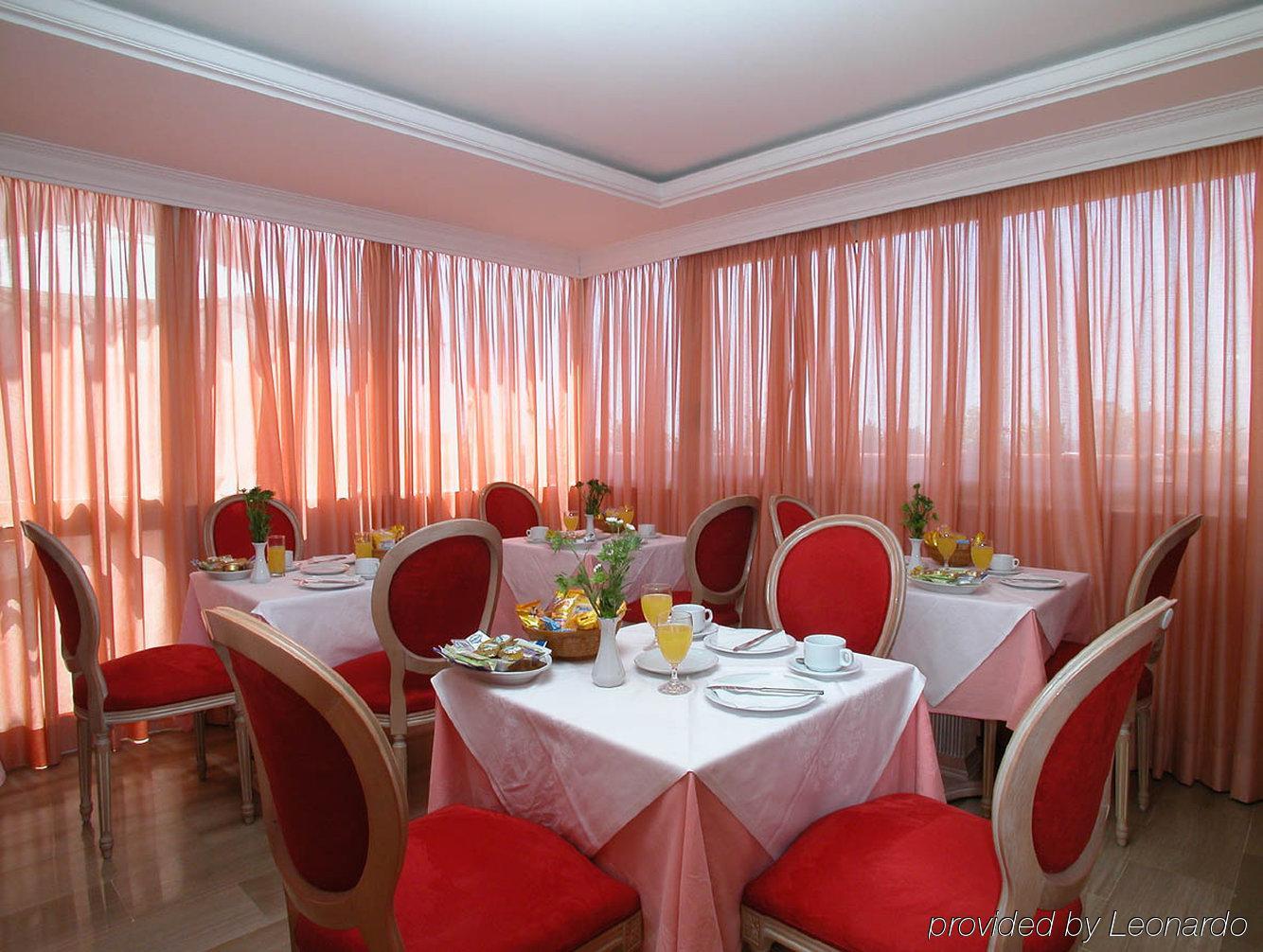 Doria Palace Boutique Hotell 4*