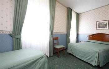 Hotell Adriatic 2*