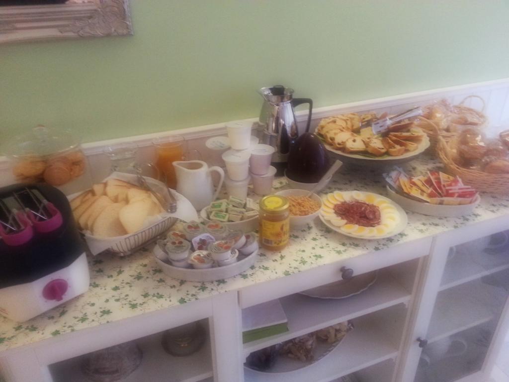 Alojamento de Acomodação e Pequeno-almoço Floreo