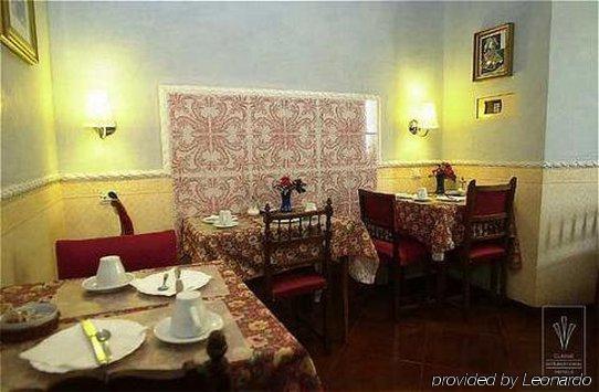 Picasso Hotel *