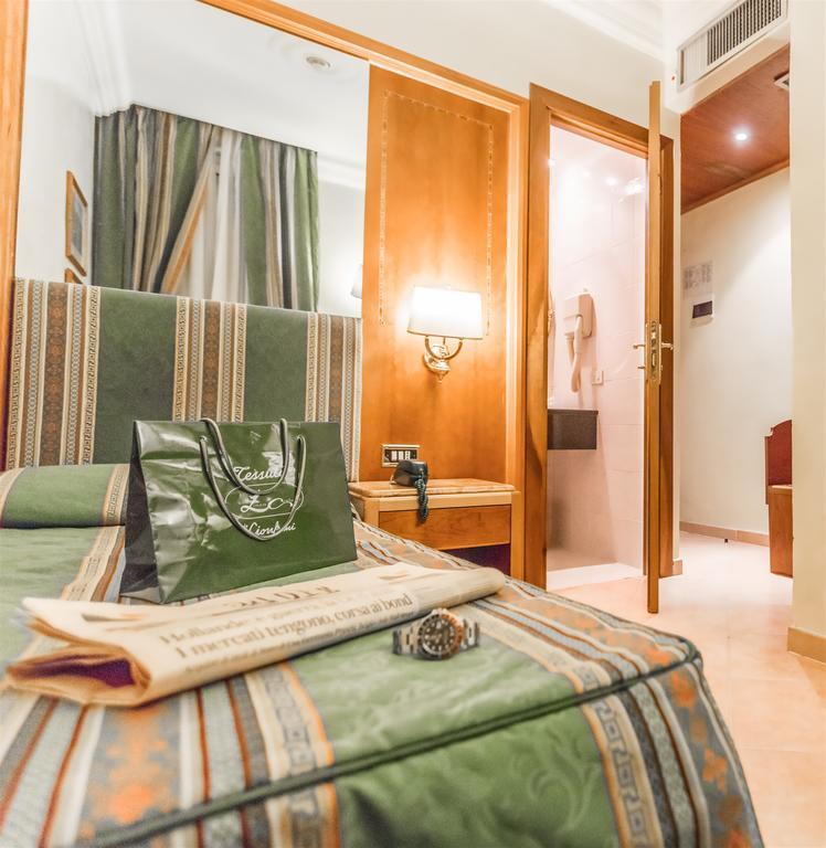 Raeli Lux Hotel 4*