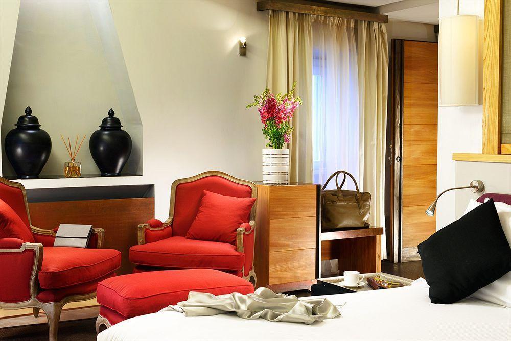 Mario De' Fiori 37 Hotel