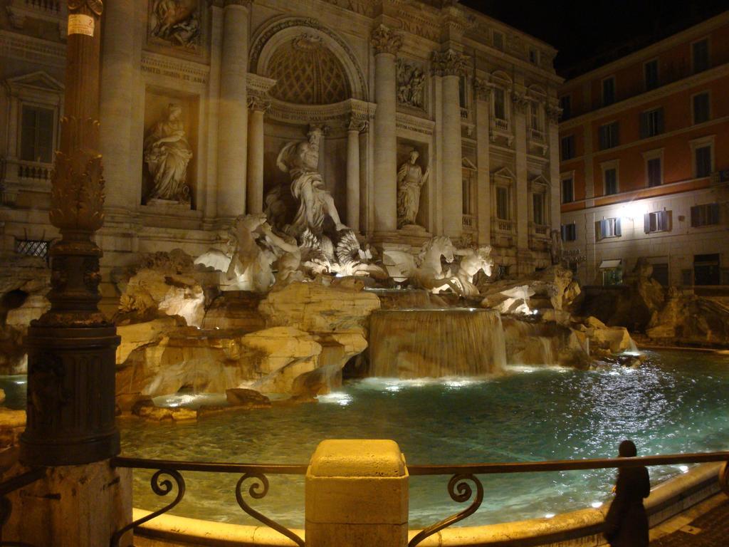 Domus Trevi Bed and breakfast Roma