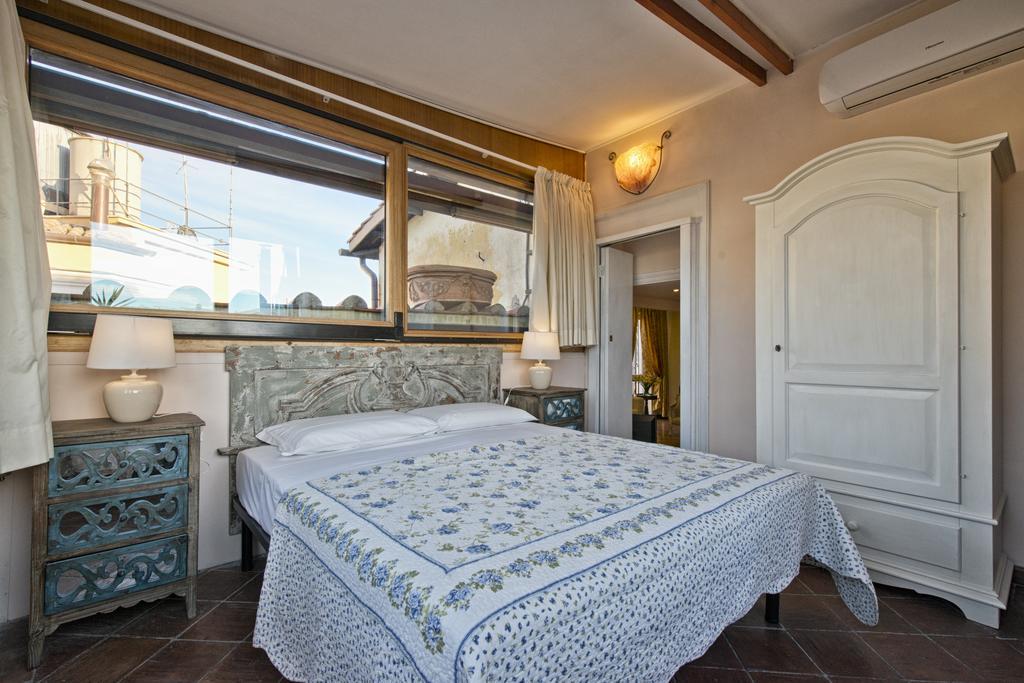 Pantheon Luxury Roma