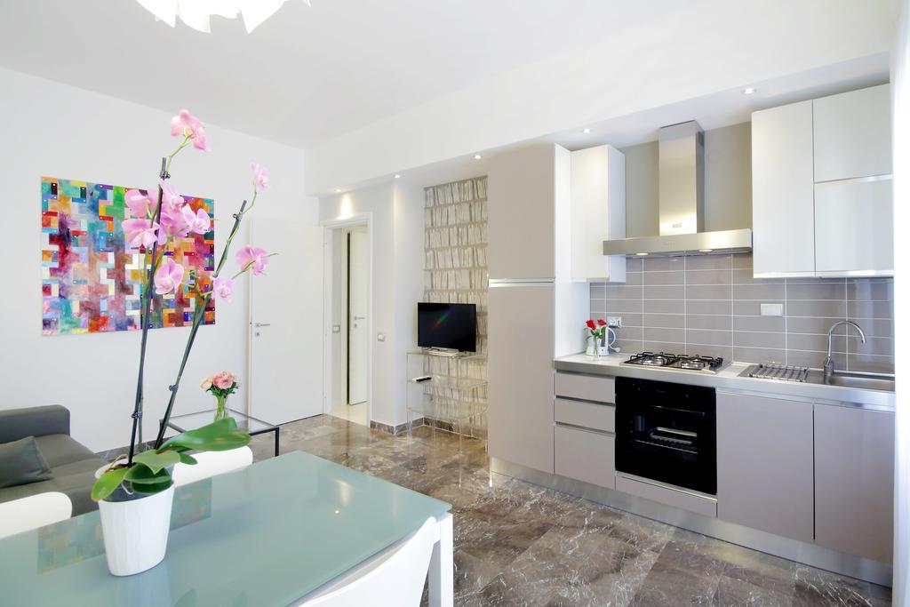 Feriae Latinae Apartamento