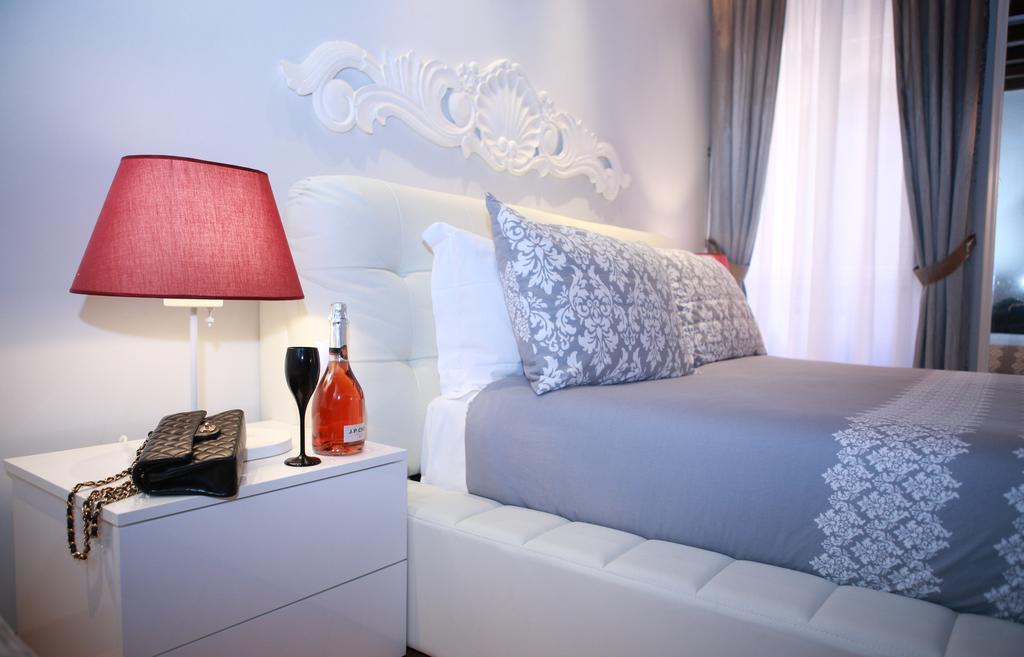 Relux Exclusive Living Acomodação com café da manhã  3*