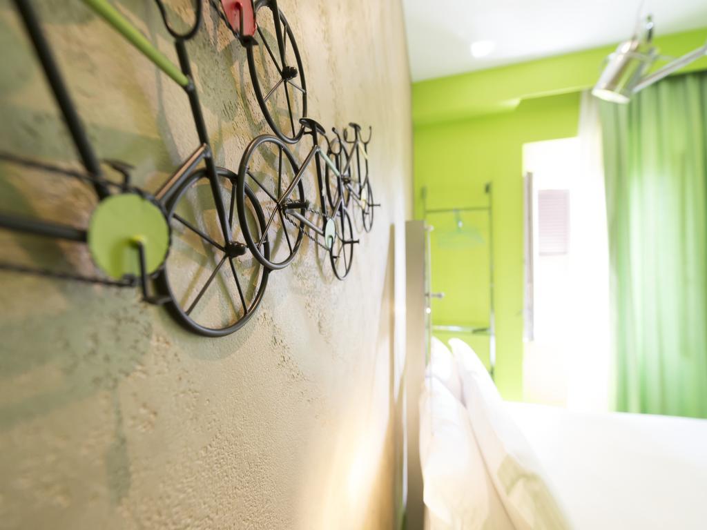 Irooms Station Guest house