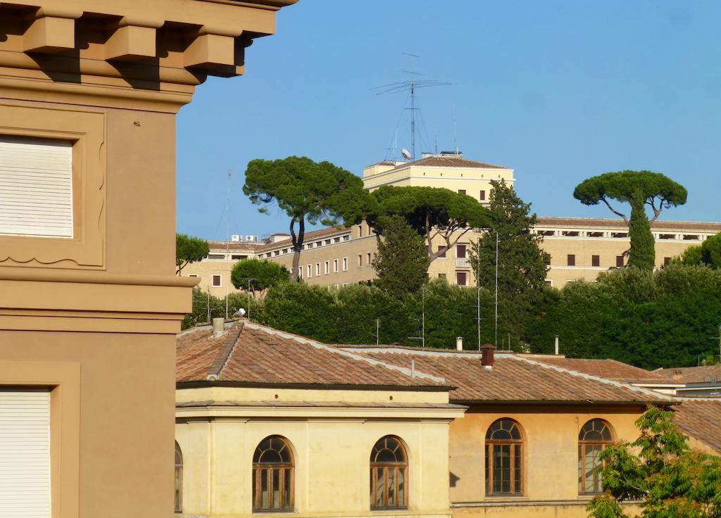Laeta Domus In San Pietro Roma