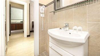 Gasthof Tiburtina House 2*