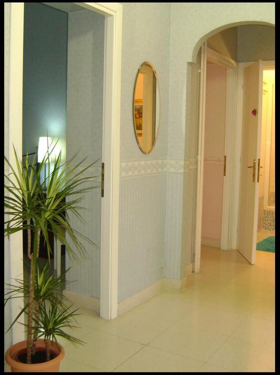 Alojamento de Acomodação e Pequeno-almoço La Casa Romana 4*