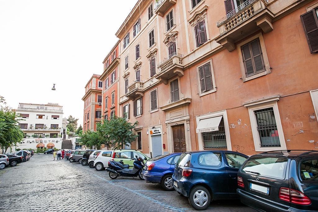 Alojamento de Acomodação e Pequeno-almoço Tra I Musei Roma