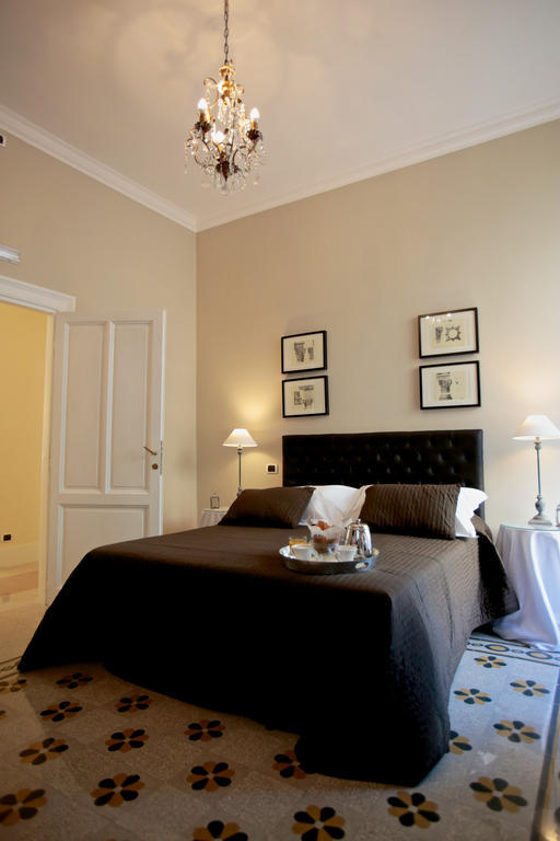 Bed & Breakfast Residenza Mazzini 2*