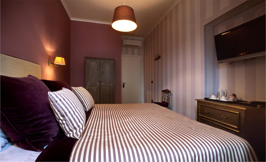 Hotel The B Place 3*